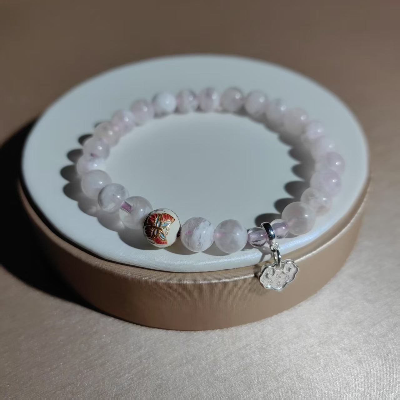 romantic peach-to-white ombré & thai-inspired elegance bracelet (2 strings)