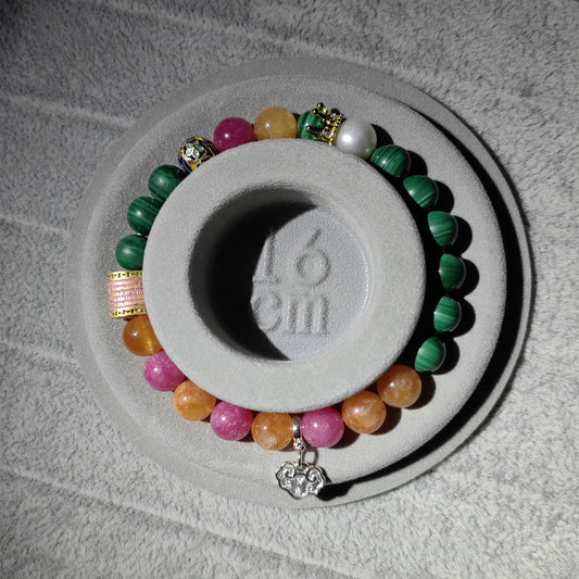 Pure silver peace lock pingansuo bracelet ，Elegant jewelry for girls symbolizing nobility，Refined pearl bracelet with malachite and sunstone