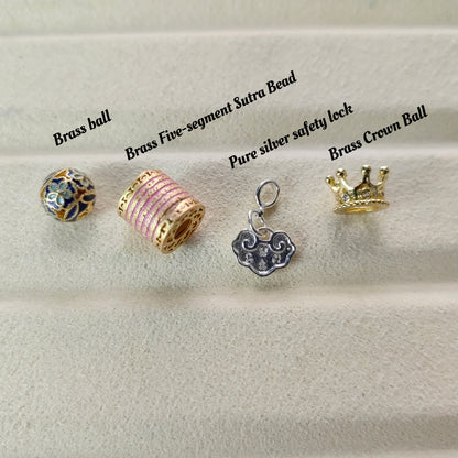 Pure silver peace lock pingansuo bracelet ，Elegant jewelry for girls symbolizing nobility，Refined pearl bracelet with malachite and sunstone