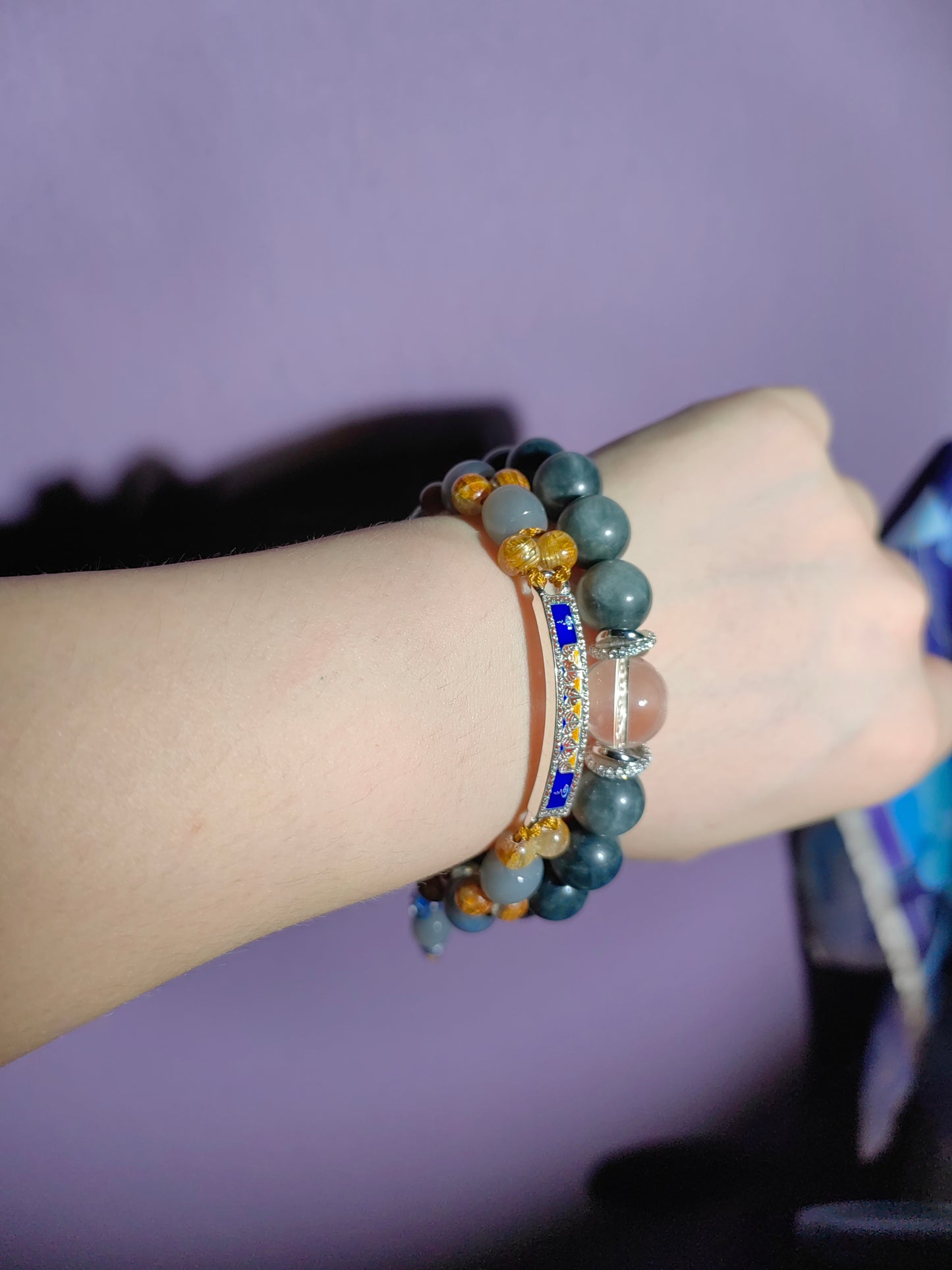 smoke & crystal fusion bracelet (2 strings)