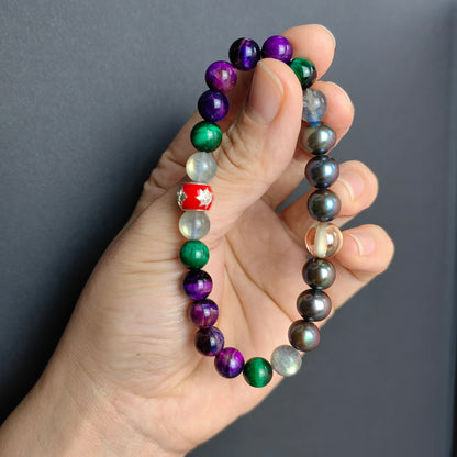 Pulsera de perlas y piedras preciosas naturales con dijes: joyería de protección espiritual para energía positiva