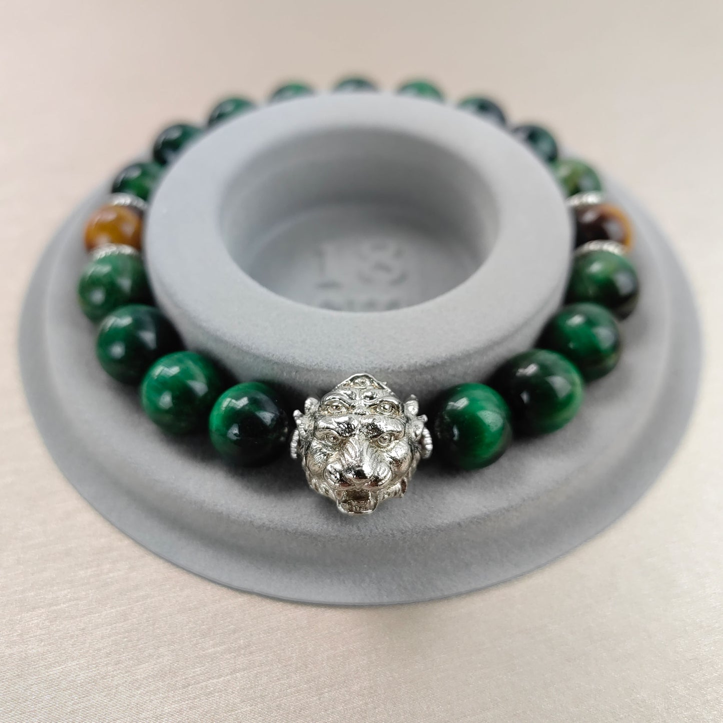 pulsera talismán de cinco ojos y cuatro orejas: joyería espiritual para la fuerza, la concentración y la energía positiva