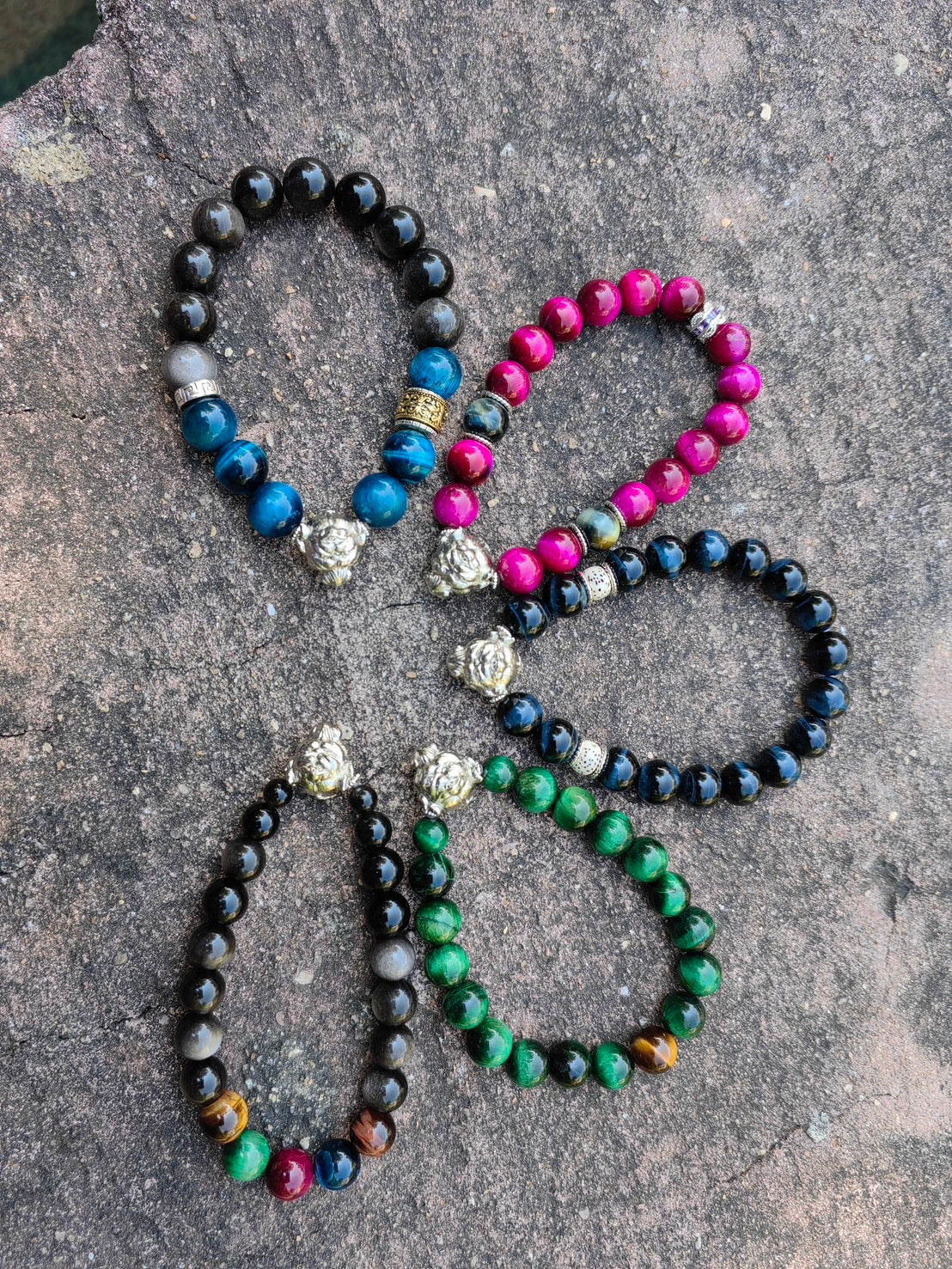 pulsera de obsidiana negra y ojo de tigre dorado: armadura espiritual para protección, fuerza interior y energía positiva