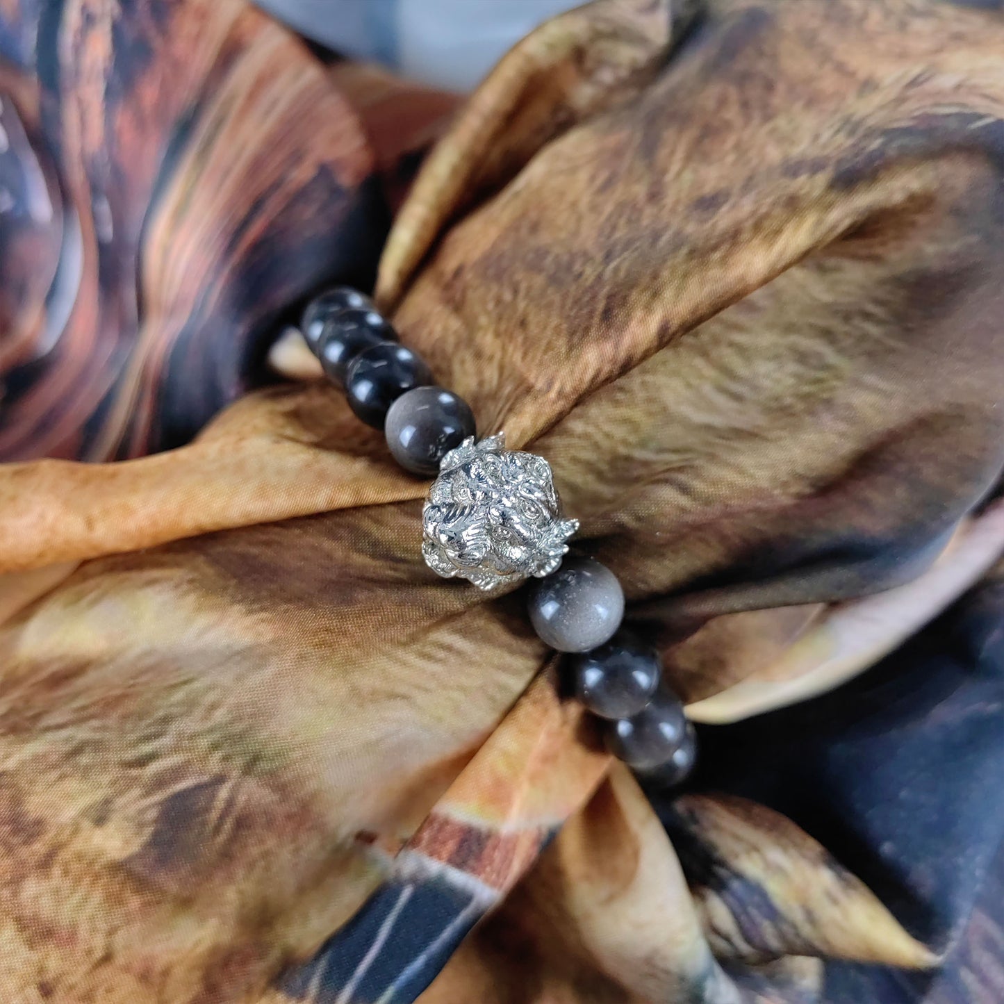 pulsera de obsidiana negra y ojo de tigre dorado: armadura espiritual para protección, fuerza interior y energía positiva