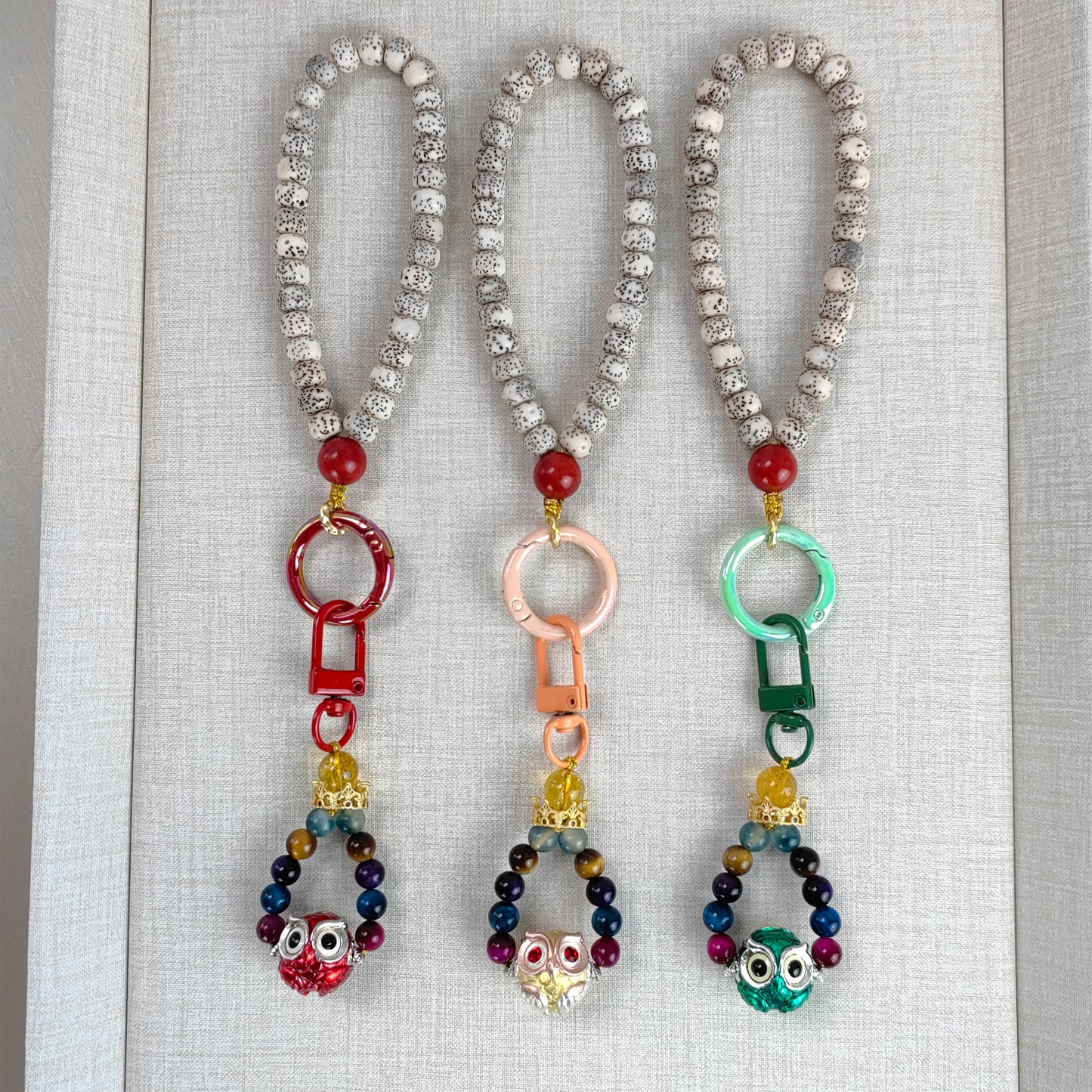 pulsera de meditación zen: tótem de búho con semillas de bodhi para un flujo de energía positivo